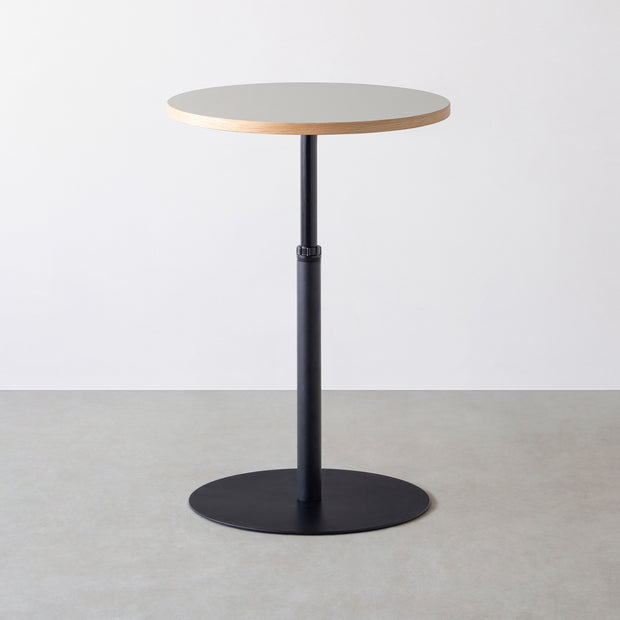 THE CAFE TABLE / リノリウム 全24色　Black Steel 1本脚 × ラウンド φ61 - 70