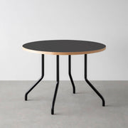 THE CAFE TABLE / リノリウム 全24色　Black Steel 4本脚 × ラウンド φ81 - 100