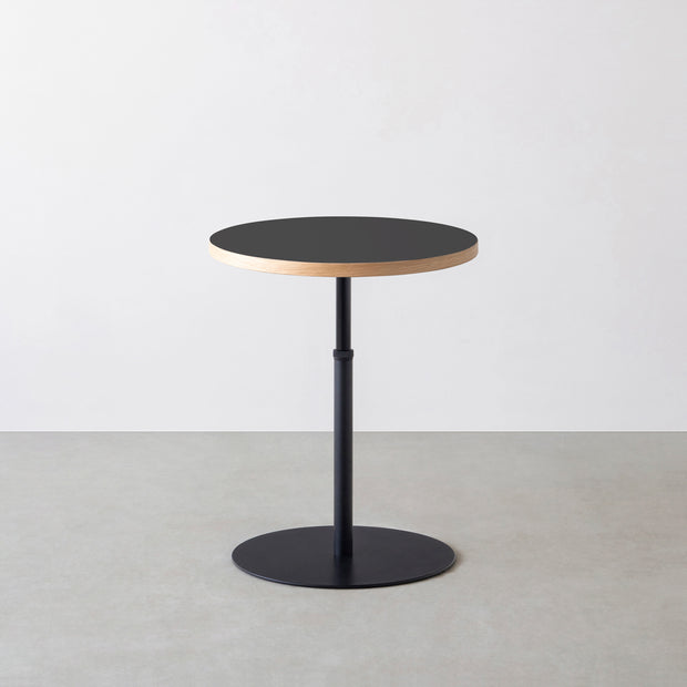 THE CAFE TABLE / リノリウム 全24色　Black Steel 1本脚 × ラウンド φ50 - 60