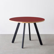 THE CAFE TABLE / リノリウム 全24色　Black Steel 4本脚 × ラウンド φ81 - 100