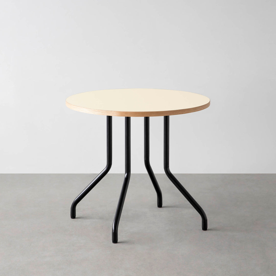 THE CAFE TABLE / リノリウム 全32色 Black Steel 4本脚 × ラウンド