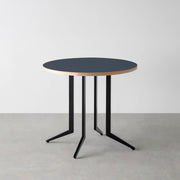 THE CAFE TABLE / リノリウム 全24色　Black Steel 4本脚 × ラウンド φ61 - 80