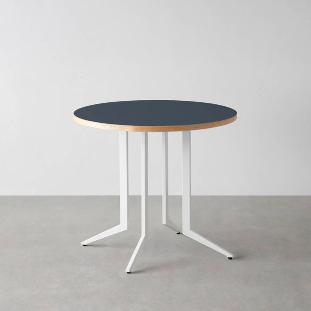 THE CAFE TABLE / リノリウム 全24色　White Steel 4本脚 × ラウンド φ61 - 80