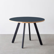 THE CAFE TABLE / リノリウム 全24色　Black Steel 4本脚 × ラウンド φ81 - 100