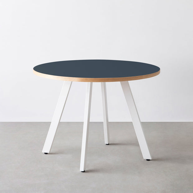 THE CAFE TABLE / リノリウム 全24色　White Steel 4本脚 × ラウンド φ81 - 100
