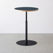 THE CAFE TABLE / リノリウム 全24色　Black Steel 1本脚 × ラウンド φ61 - 70