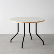 THE CAFE TABLE / リノリウム 全24色　Black Steel 4本脚 × ラウンド φ81 - 100