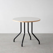 THE CAFE TABLE / リノリウム 全24色　Black Steel 4本脚 × ラウンド φ61 - 80
