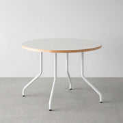 THE CAFE TABLE / リノリウム 全24色　White Steel 4本脚 × ラウンド φ81 - 100