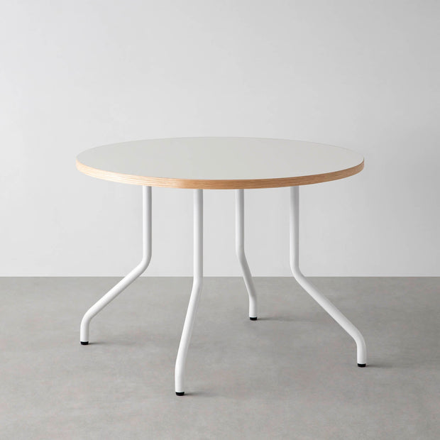 THE CAFE TABLE / リノリウム 全24色　White Steel 4本脚 × ラウンド φ81 - 100