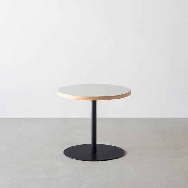 THE CAFE TABLE / リノリウム 全24色　Black Steel 1本脚 × ラウンド φ50 - 60