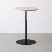 THE CAFE TABLE / リノリウム 全24色　Black Steel 1本脚 × ラウンド φ61 - 70