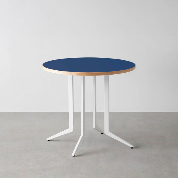 THE CAFE TABLE / リノリウム 全24色　White Steel 4本脚 × ラウンド φ61 - 80