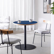 THE CAFE TABLE / リノリウム 全24色　Black Steel 1本脚 × ラウンド φ61 - 70