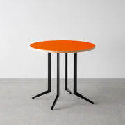 THE CAFE TABLE / リノリウム 全24色　Black Steel 4本脚 × ラウンド φ61 - 80