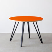 THE CAFE TABLE / リノリウム 全24色　Black Steel 4本脚 × ラウンド φ81 - 100