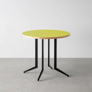 THE CAFE TABLE / リノリウム 全24色　Black Steel 4本脚 × ラウンド φ61 - 80