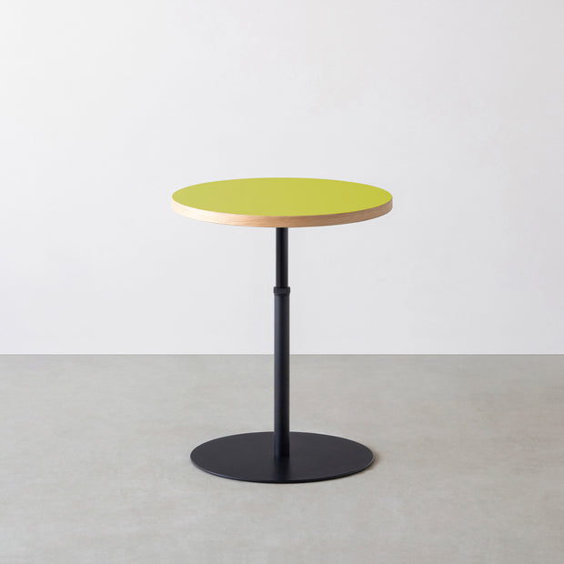 THE CAFE TABLE / リノリウム 全24色　Black Steel 1本脚 × ラウンド φ50 - 60