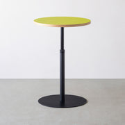 THE CAFE TABLE / リノリウム 全24色　Black Steel 1本脚 × ラウンド φ61 - 70