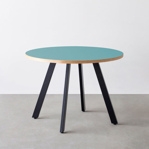 THE CAFE TABLE / リノリウム 全24色　Black Steel 4本脚 × ラウンド φ81 - 100