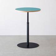 THE CAFE TABLE / リノリウム 全24色　Black Steel 1本脚 × ラウンド φ61 - 70