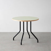 THE CAFE TABLE / リノリウム 全24色　Black Steel 4本脚 × ラウンド φ61 - 80