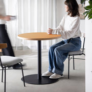 THE CAFE TABLE / リノリウム 全24色　Black Steel 1本脚 × ラウンド φ61 - 70