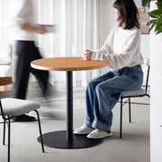 THE CAFE TABLE / リノリウム 全24色　Black Steel 1本脚 × ラウンド φ61 - 70