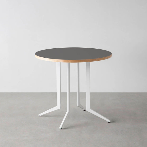 THE CAFE TABLE / リノリウム 全32色　White Steel 4本脚 × ラウンド φ61 - 80