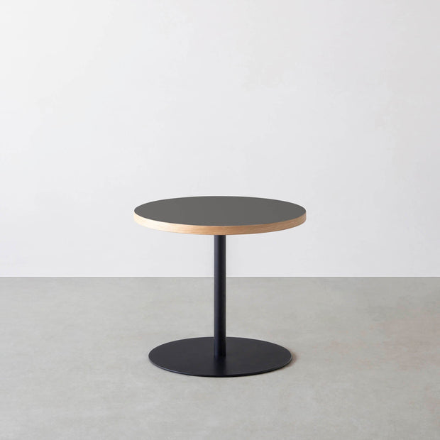 THE CAFE TABLE / リノリウム 全32色　Black Steel 1本脚 × ラウンド φ50 - 60