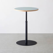 THE CAFE TABLE / リノリウム 全32色　Black Steel 1本脚 × ラウンド φ61 - 70