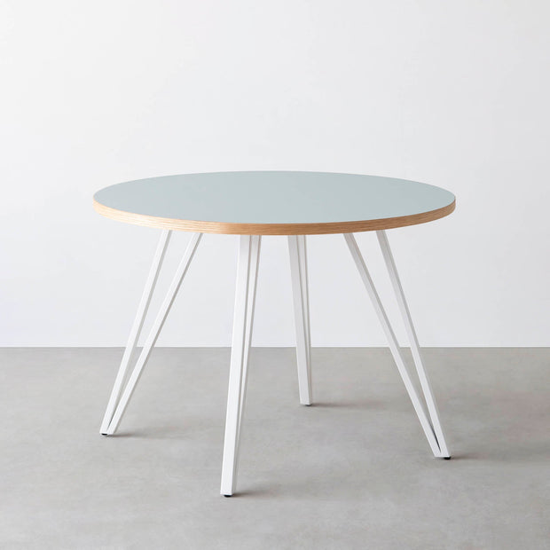 THE CAFE TABLE / リノリウム 全32色　White Steel 4本脚 × ラウンド φ81 - 100