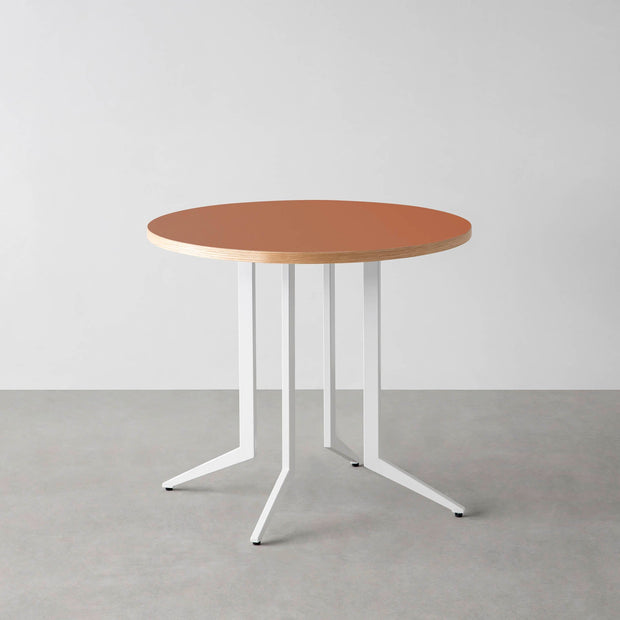 THE CAFE TABLE / リノリウム 全32色　White Steel 4本脚 × ラウンド φ61 - 80