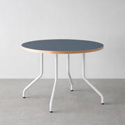 THE CAFE TABLE / リノリウム 全32色　White Steel 4本脚 × ラウンド φ81 - 100