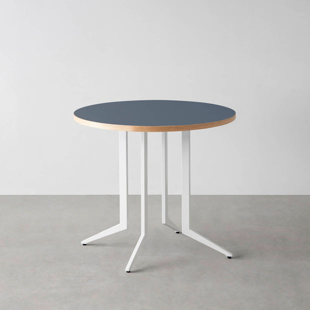 THE CAFE TABLE / リノリウム 全32色　White Steel 4本脚 × ラウンド φ61 - 80