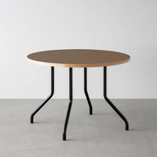 THE CAFE TABLE / リノリウム 全32色　Black Steel 4本脚 × ラウンド φ81 - 100