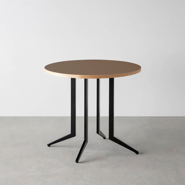 THE CAFE TABLE / リノリウム 全32色　Black Steel 4本脚 × ラウンド φ61 - 80