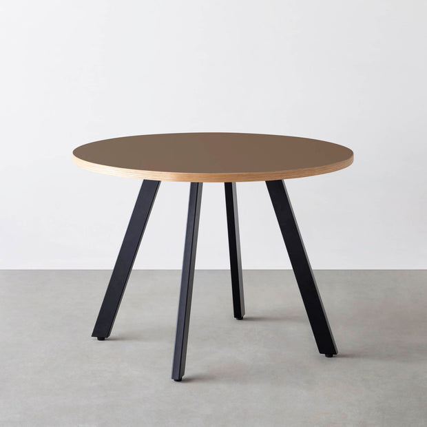 THE CAFE TABLE / リノリウム 全32色　Black Steel 4本脚 × ラウンド φ81 - 100