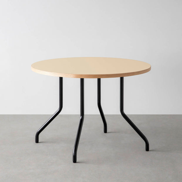 THE CAFE TABLE / リノリウム 全32色　Black Steel 4本脚 × ラウンド φ81 - 100