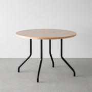 THE CAFE TABLE / リノリウム 全32色　Black Steel 4本脚 × ラウンド φ81 - 100
