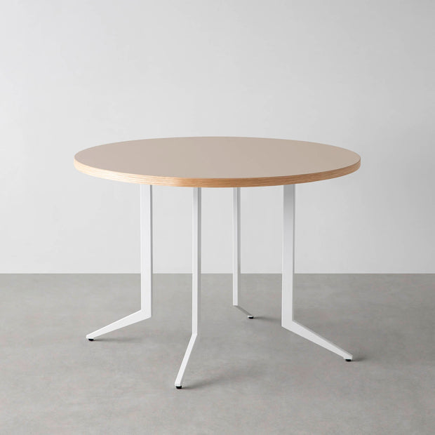 THE CAFE TABLE / リノリウム 全32色　White Steel 4本脚 × ラウンド φ81 - 100