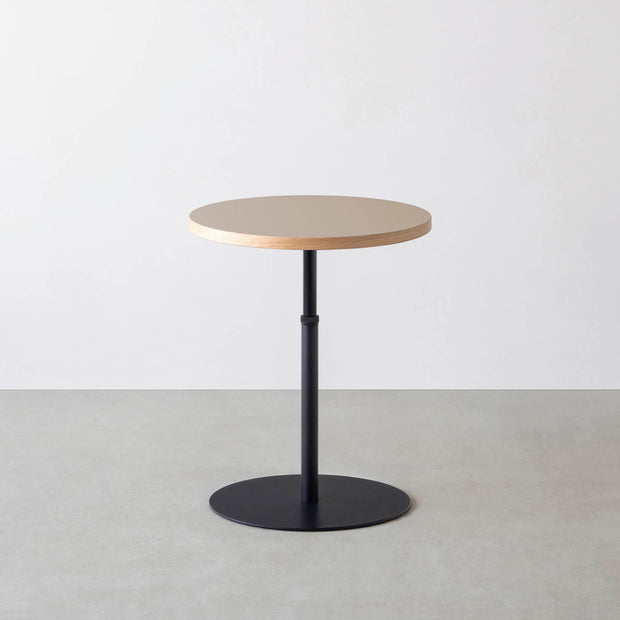 THE CAFE TABLE / リノリウム 全32色　Black Steel 1本脚 × ラウンド φ50 - 60
