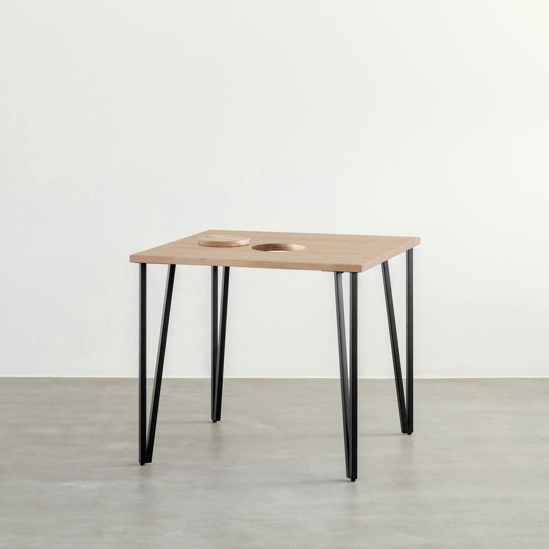 THE CAFE TABLE / ラバーウッド Black Steel トライアングル Straight