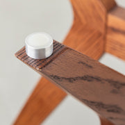Favricaのガラス天板とブラウンカラーのHラインの木製脚を組み合わせたカフェテーブルM（天板設置用部品）