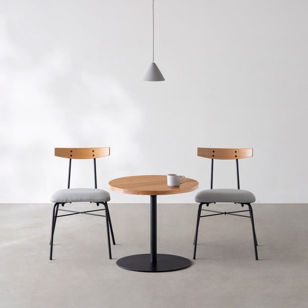 THE CAFE TABLE / 無垢 ホワイトオーク　Black Steel 1本脚 × ラウンド φ50 - 60