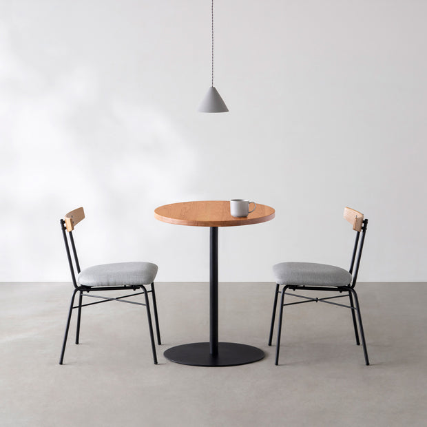 THE CAFE TABLE / 無垢 ブラックチェリー　Black Steel 1本脚 × ラウンド φ50 - 60