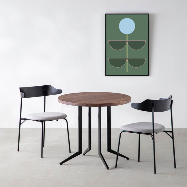 THE CAFE TABLE / 無垢 ウォルナット　Black Steel 4本脚 × ラウンド φ61 - 80