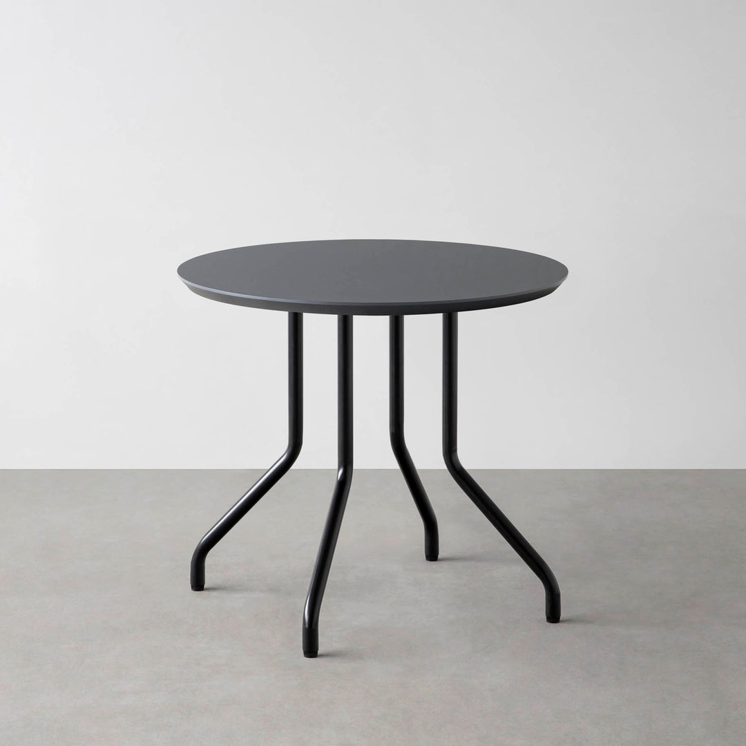 美品 KANADEMONO THE CAFE TABLE Black Steel THE CAFE TABLE / ラバーウッド Black Steel 4本脚 × ラウンド
