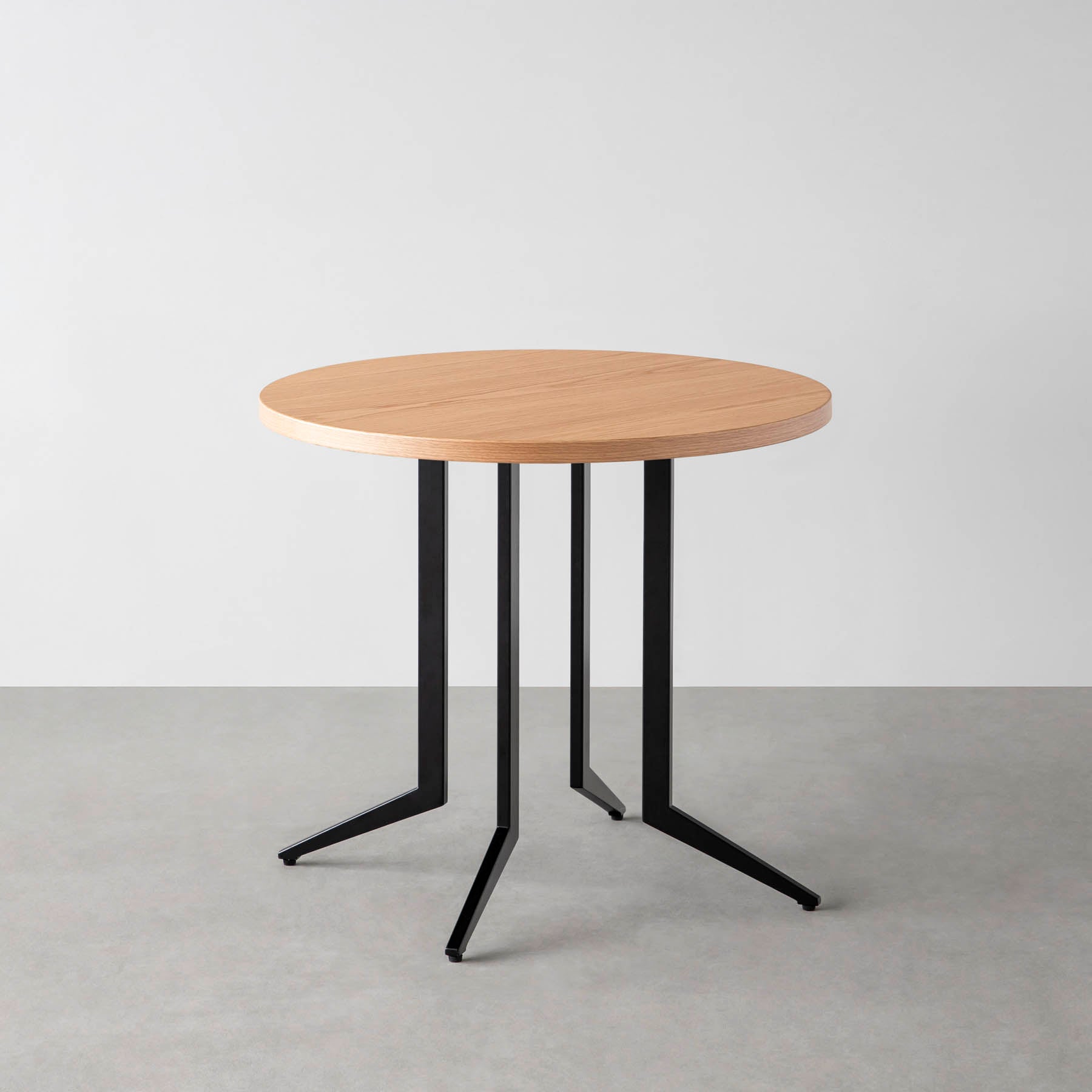 THE CAFE TABLE / ホワイトオーク Black Steel 4本脚 × ラウンド φ61