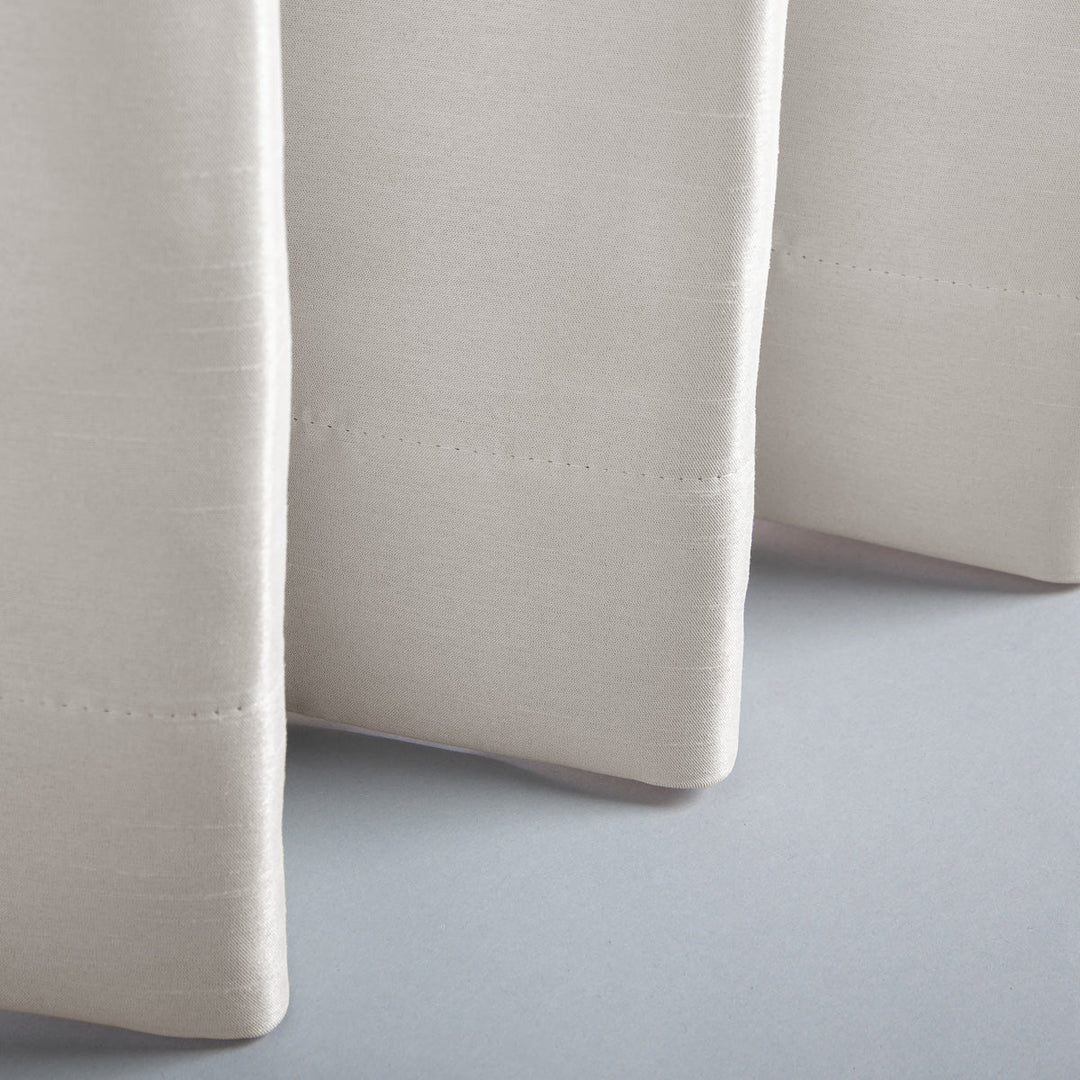 SAMPLE / Grace - Cool シャンタン織 遮光 プリーツカーテン – KANADEMONO